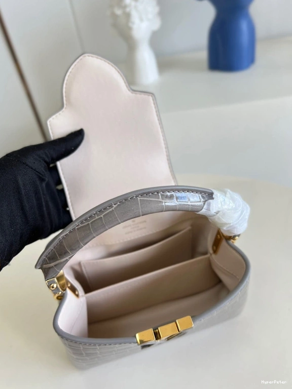 LOUIS MINI CAPUCINES VUITTON 0707